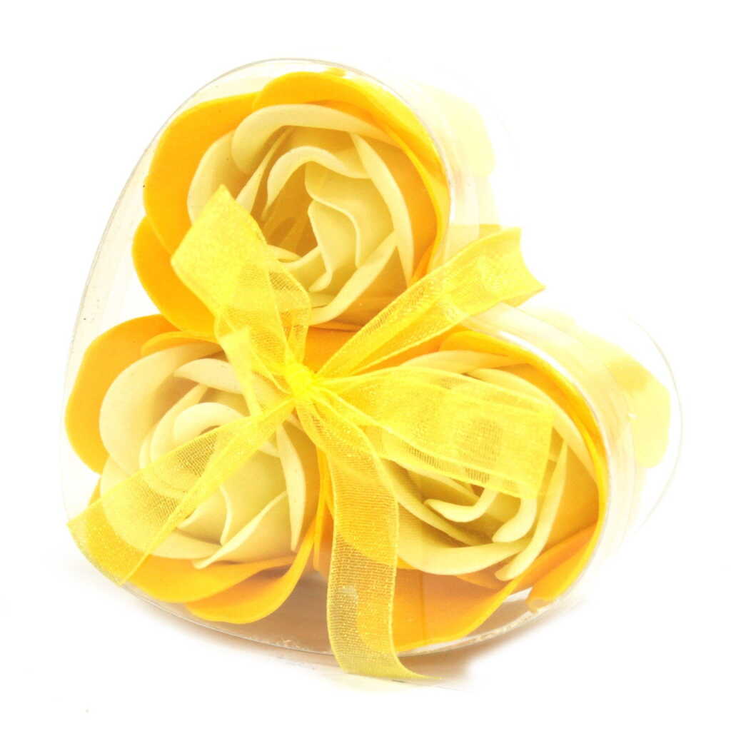 3 rose heart-shaped box - yellow