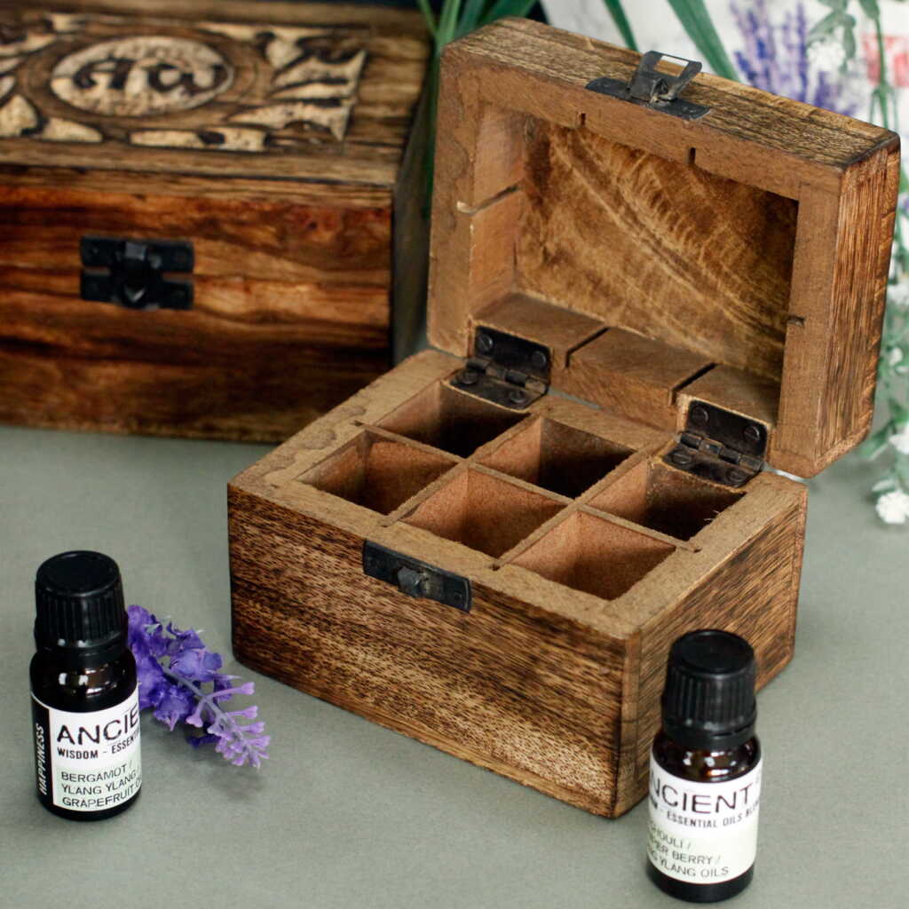 Aromatherapy Box - open with 6 compartments