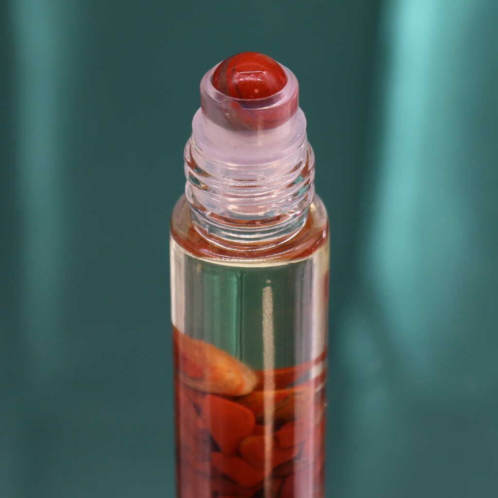 Hop Hare essential oil roll-on with red jasper infusion