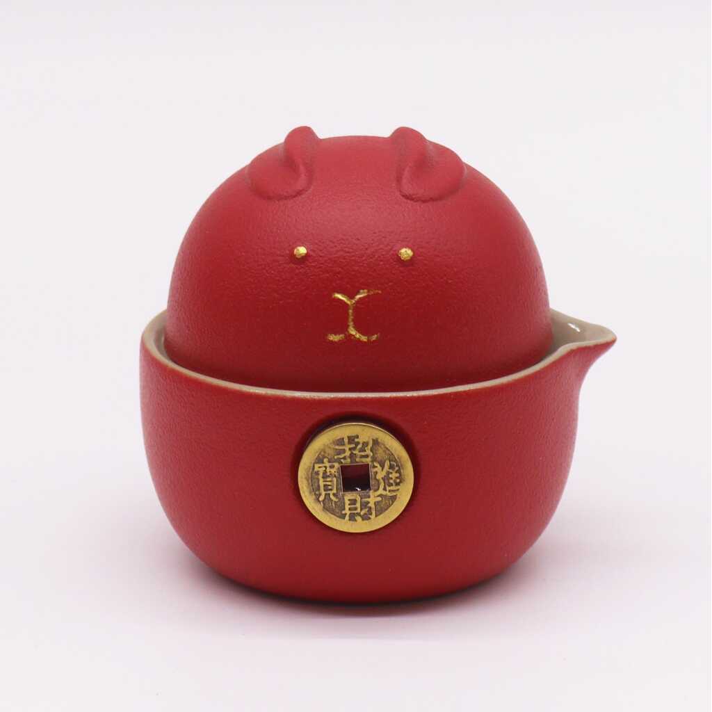 black money cat themed teapot set