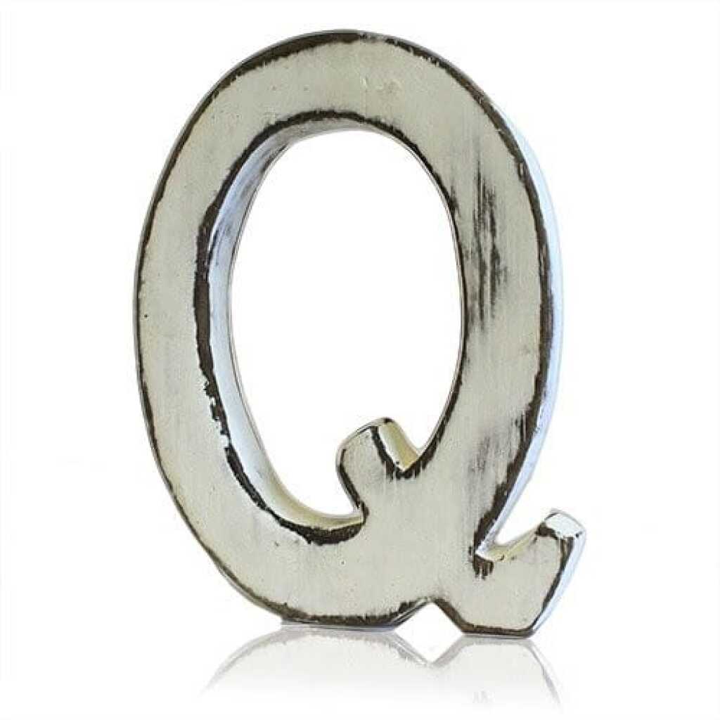 Q as a white shabby chic letter