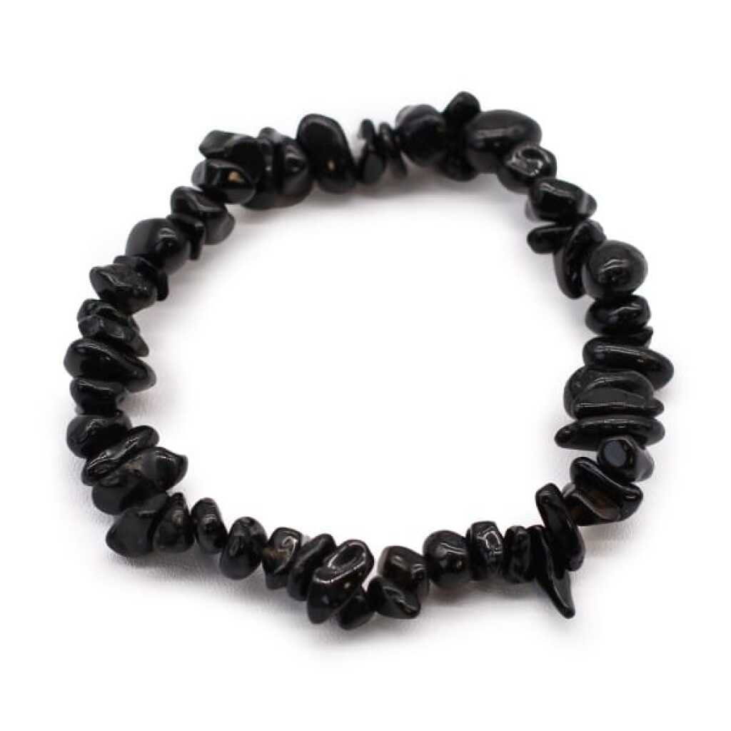 a black agate chipstone bracelet