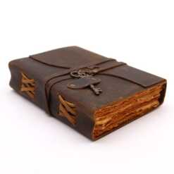 Oiled Leather Notebook with Key detail