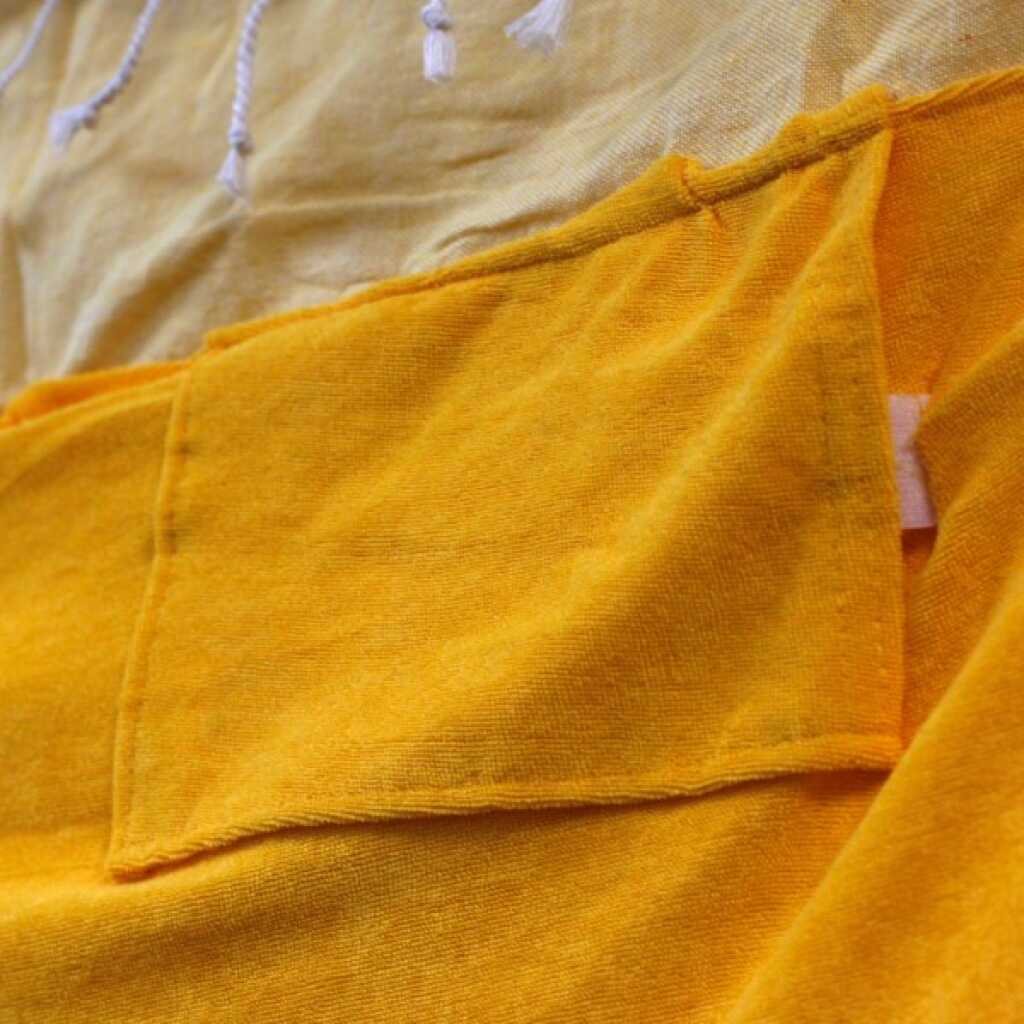 the pareo towel pocket